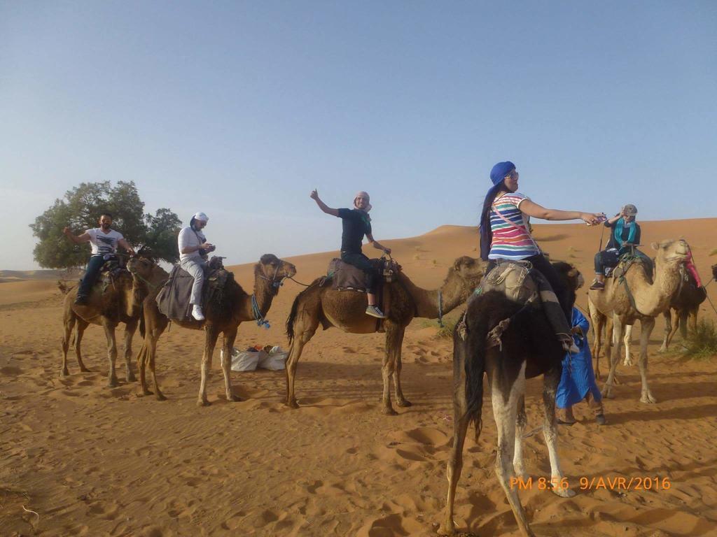 Bivouac Erg Znaigui Ξενοδοχείο Merzouga Εξωτερικό φωτογραφία