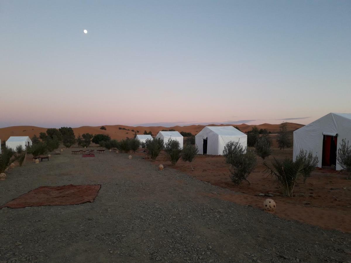 Bivouac Erg Znaigui Ξενοδοχείο Merzouga Εξωτερικό φωτογραφία