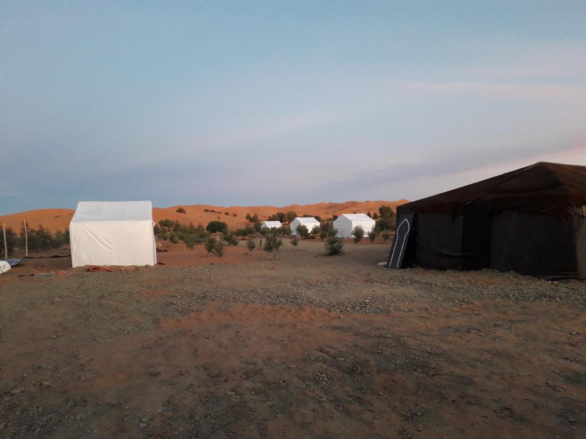 Bivouac Erg Znaigui Ξενοδοχείο Merzouga Εξωτερικό φωτογραφία